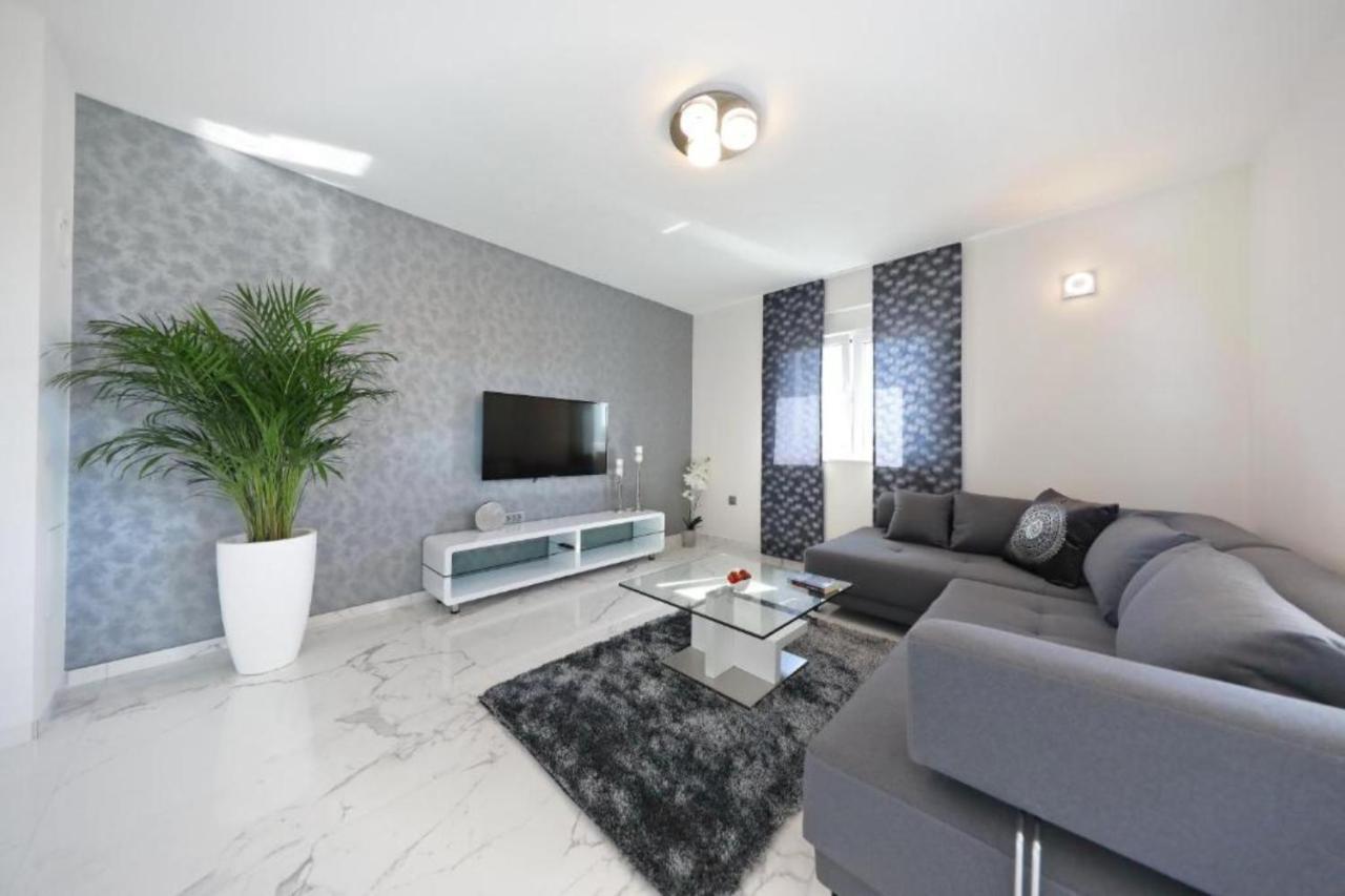 Luxury Majpruz Suites I Zadar Ngoại thất bức ảnh
